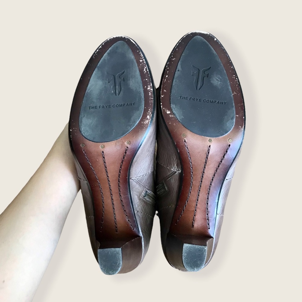 Frye Marissa Zip Short Grey/Taupe Leather Almond Toe Wood Heeled Ankle Booties - Picture 12 of 15